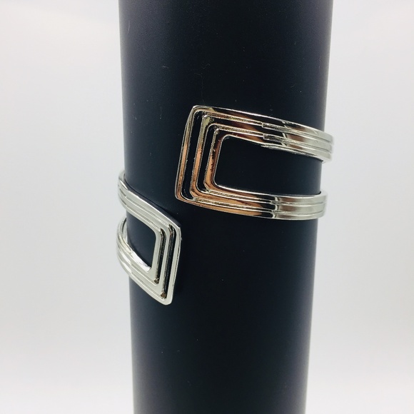 NWT! IMPRESSION Silver Cuff Statement Bracelet - Picture 4 of 4